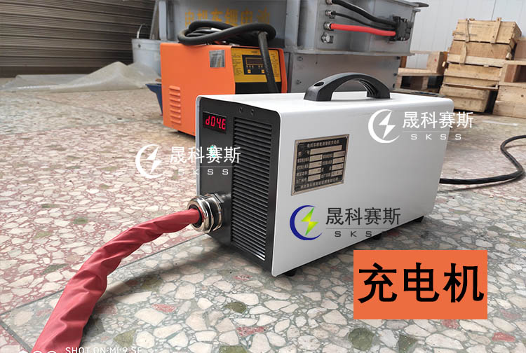 礦用電機車鋰電池充電機中LLC變換器會使充電能耗高？