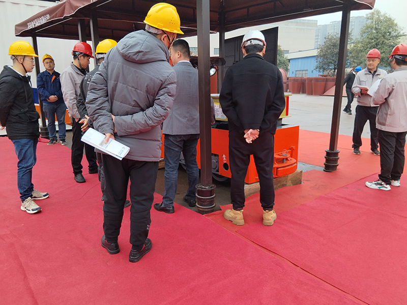 湖南晟科賽斯新能源公司成功接待礦山智能通風安全與防塵技術高級研修班參觀交流 湖南晟科賽斯新能源公司成功接待礦山智能通風安全與防塵技術高級研修班參觀交流